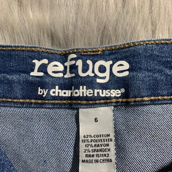 jean short with frayed bottom - Picture 5 of 5